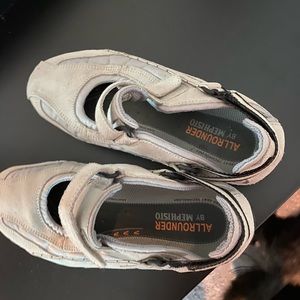 All rounder mephisto shoe